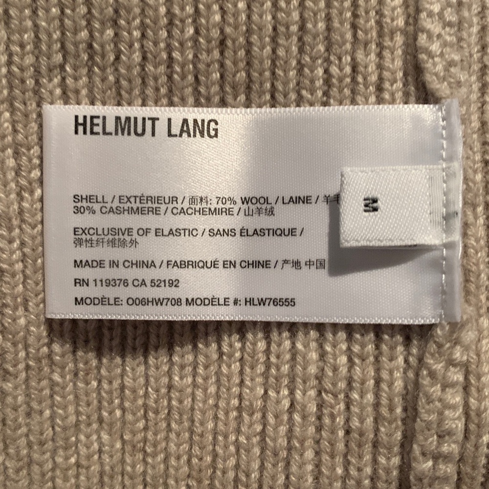 Helmut Lang Apex sweater
Apex Chunky Turtleneck in Oat Melange - Picture 4 of 8